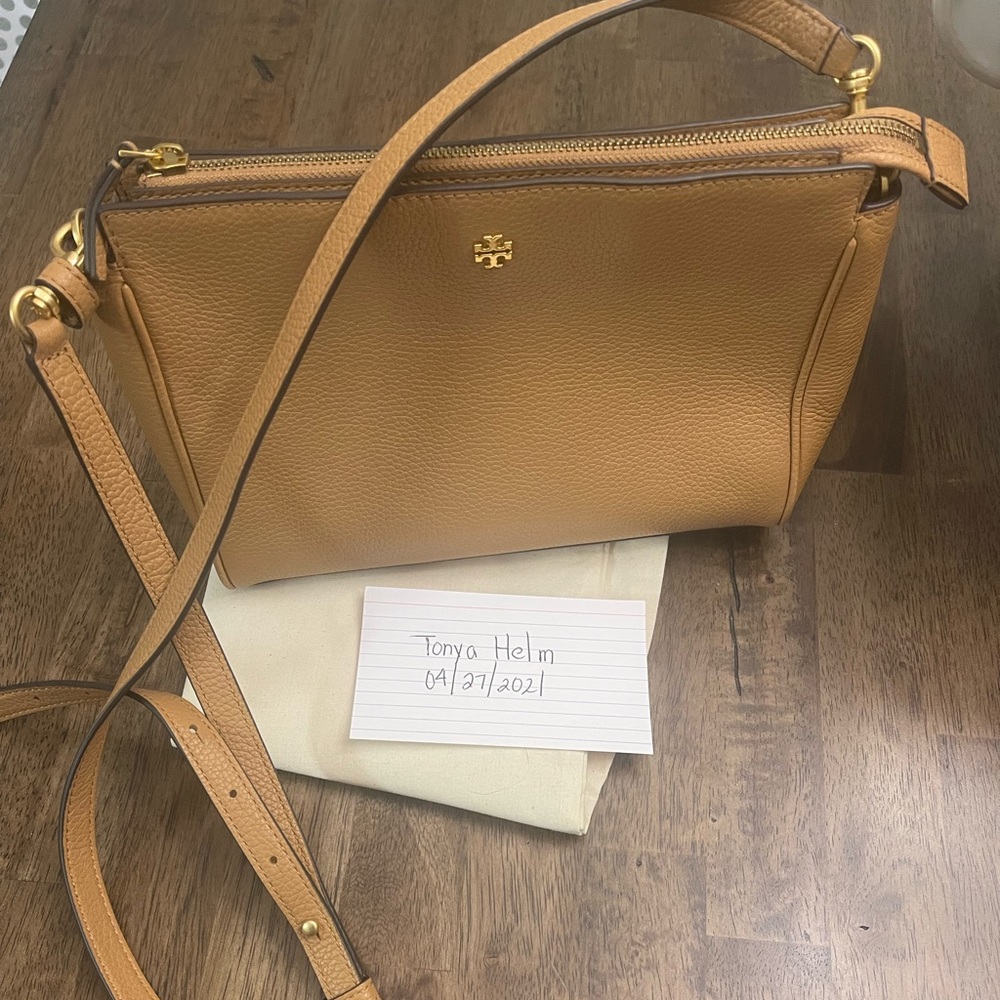 EUC Tory Burch Blake Crossbody Bag Cardamom